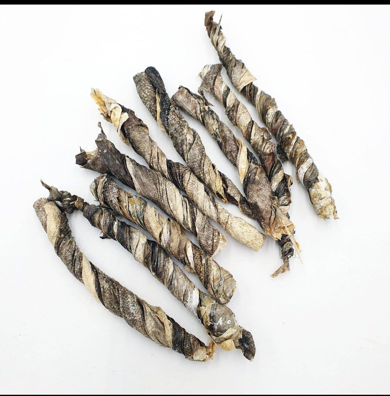 Codfish Skin Rolls 6 - 10 inch - Doglicious Bakery Bites