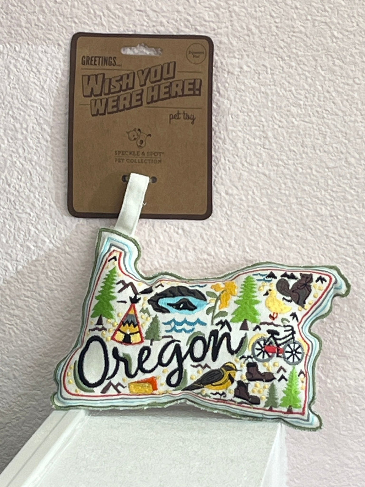 Greetings, Wish You Were Here! - Oregon Toy - Doglicious Bakery Bites
