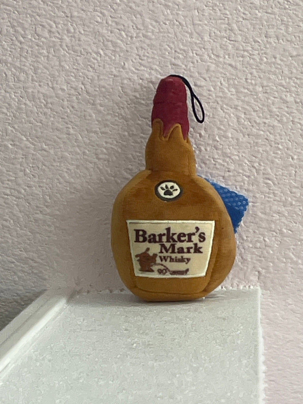Lulubelles by Huxley & Kent - Barker’s Mark Whisky Toy - Doglicious Bakery Bites