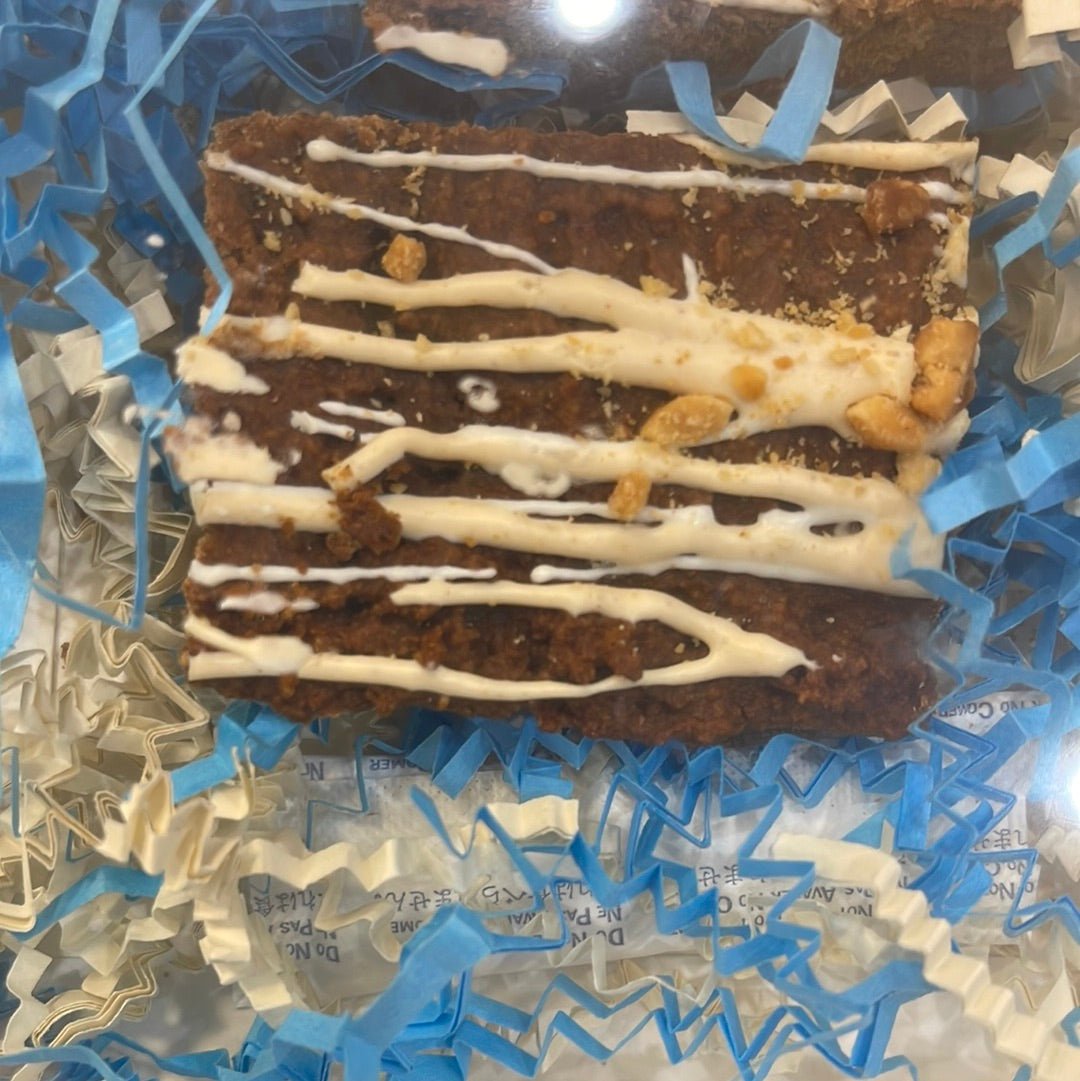 Photo inspiration: Visual Reference: Pamper Your Pup With Dog Safe Carob Brownies