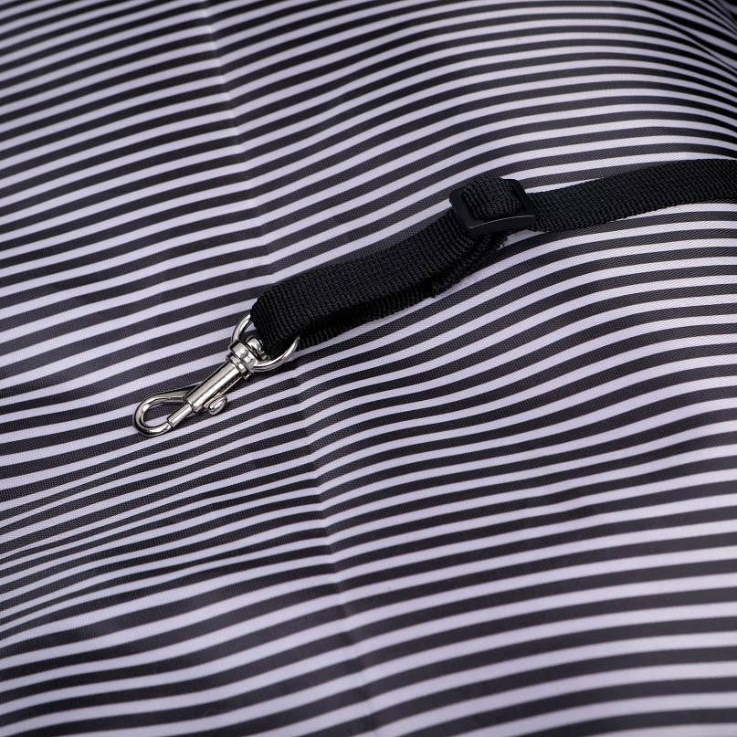 DOOG Car Seat - BLACK - Doglicious Bakery Bites