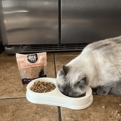 Farm to Pet Healthy Treats for Dogs & Cats - Turkey Crumbles Cat Treats - Doglicious Bakery Bites