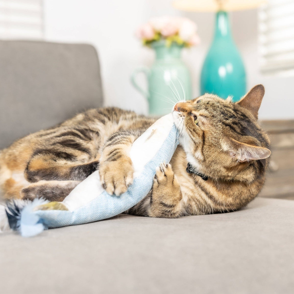 Huxley & Kent - Sardine Kicker Cat Toy - Doglicious Bakery Bites
