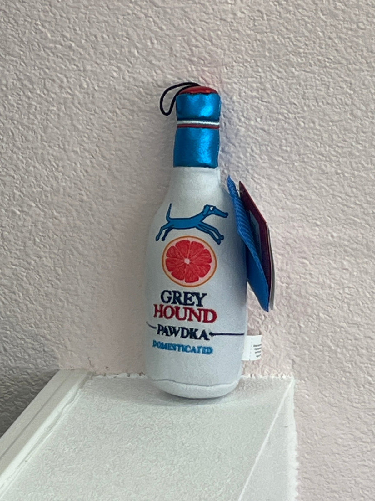 Lulubelles by Huxley & Kent - Grey Hound Pawdka Drink Toy - Doglicious Bakery Bites