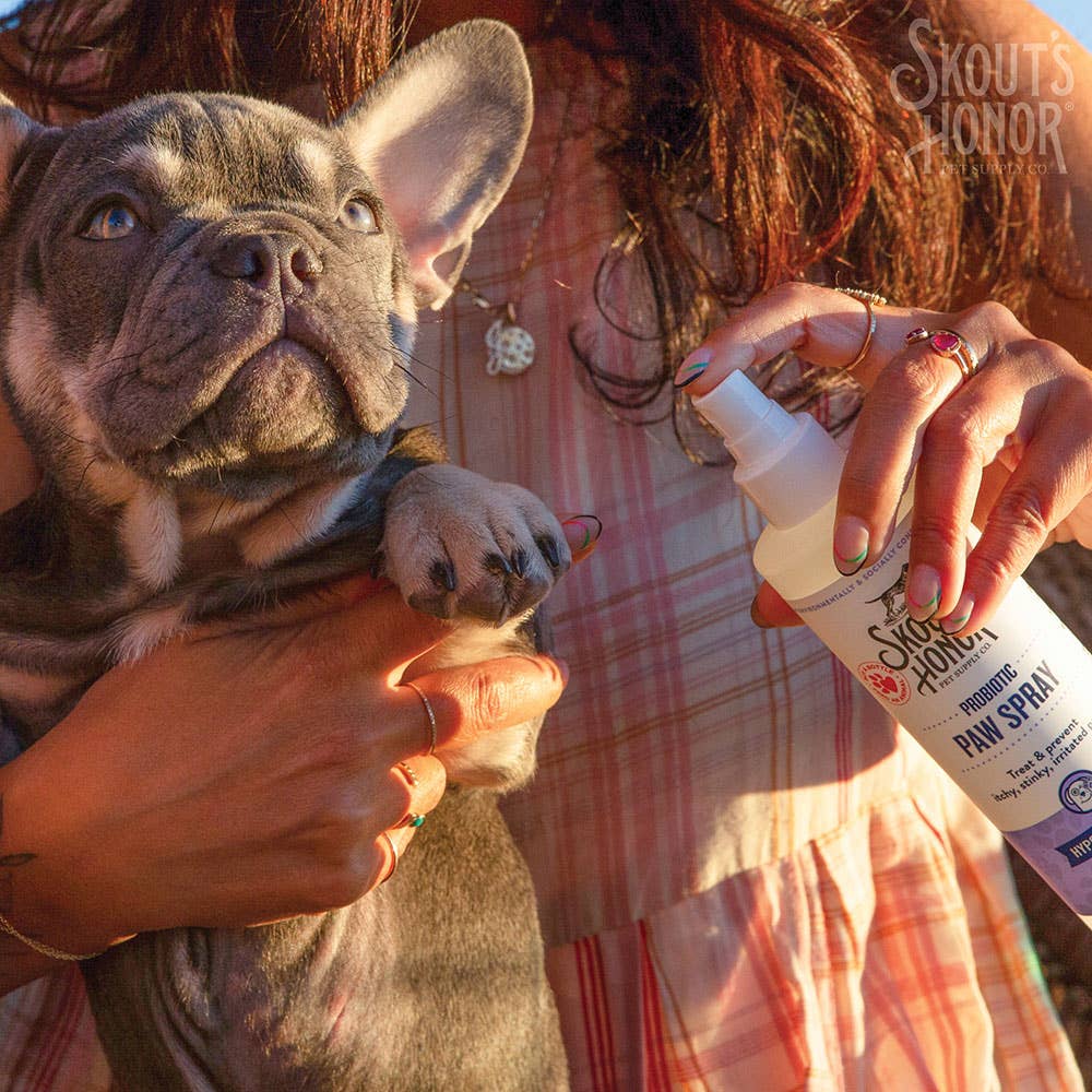 Pet Palette Distribution - Skout's Honor Probiotic Paw Spray 8 oz - Doglicious Bakery Bites