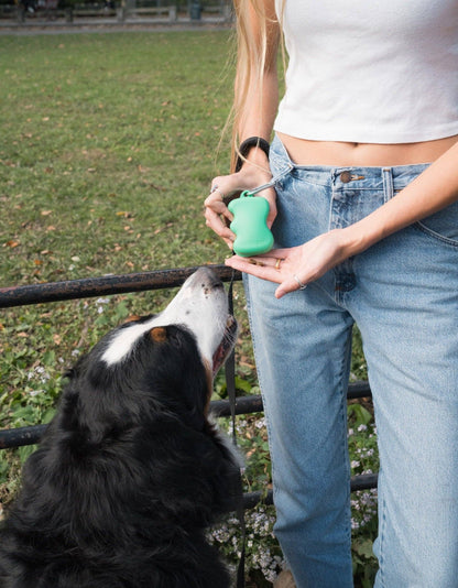 Squeeze Silicone Dog Treat Dispenser - Doglicious Bakery Bites