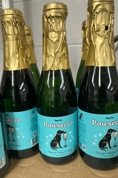 Yappy Hour - Pawsecco Dog Prosecco - Doglicious Bakery Bites